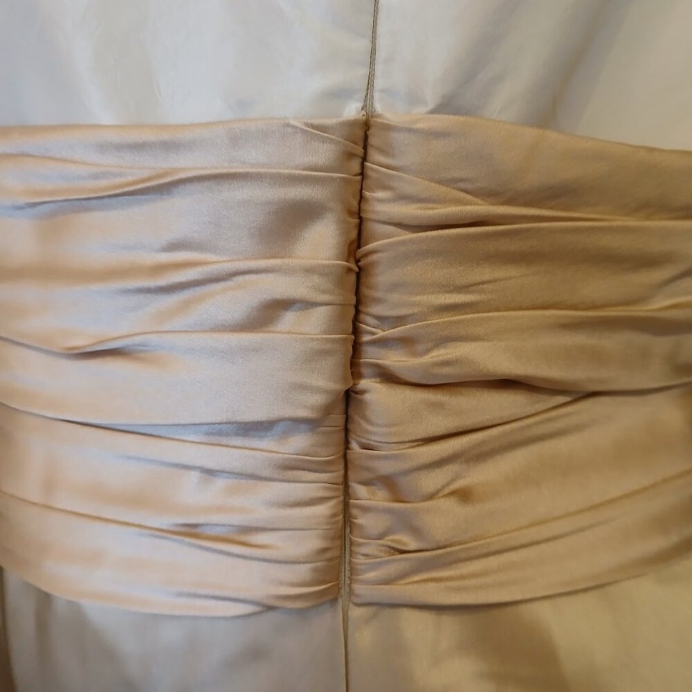 Calvin Klein white and beige 100% silk gown size 8 - Picture 5 of 9